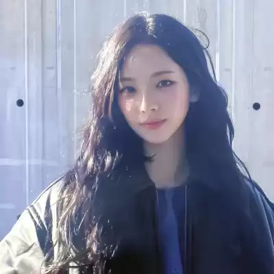 雍恨云